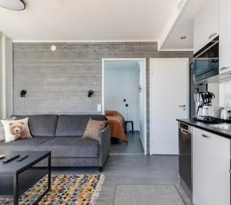 Polar Charm Huoneistot H Ja J