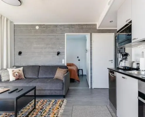 Polar Charm Huoneistot H Ja J